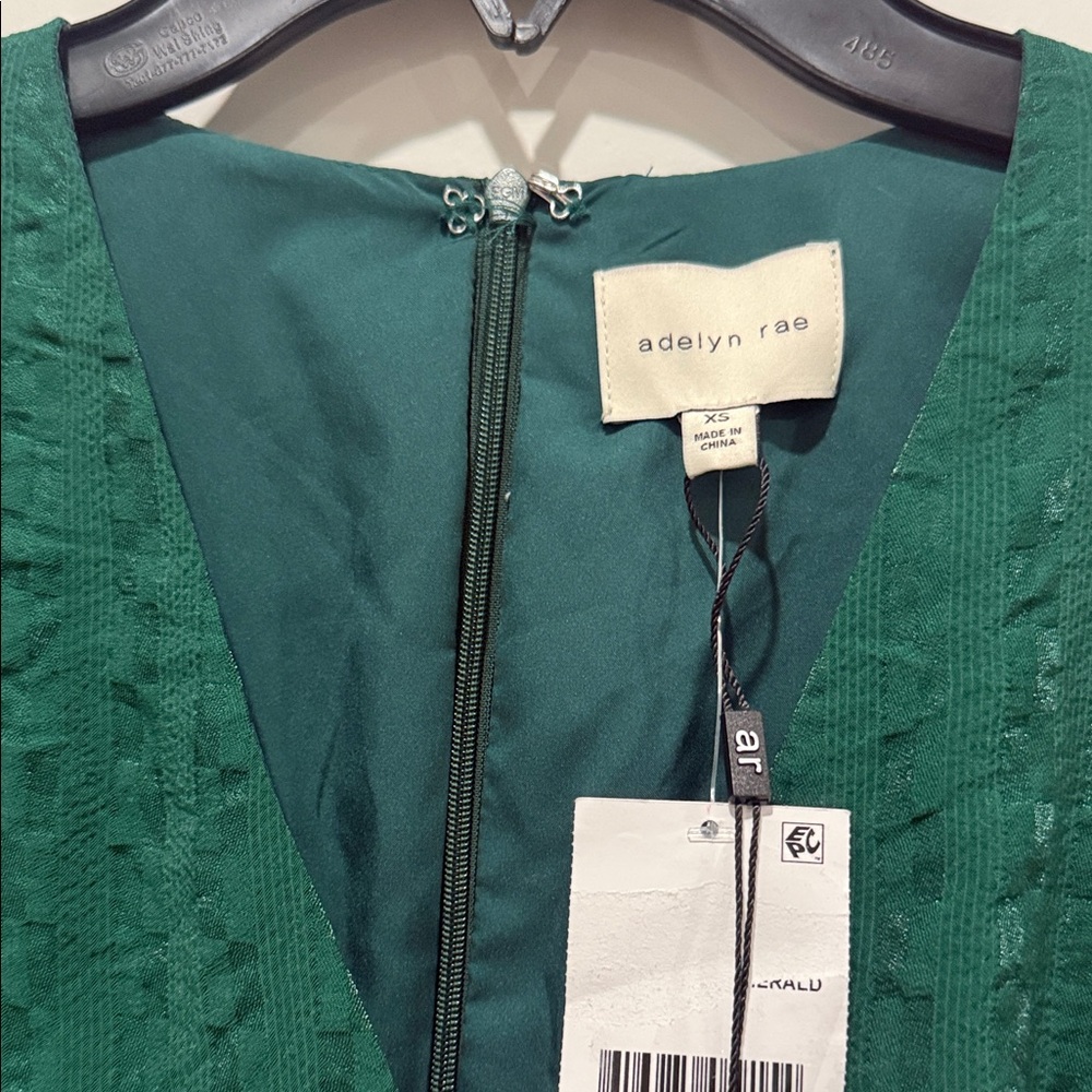 Adelyn Rae Deep Green Long Sleeve Dress - Picture 4 of 5